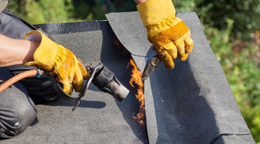 Professional gutter cleaning in Kamiah, ID